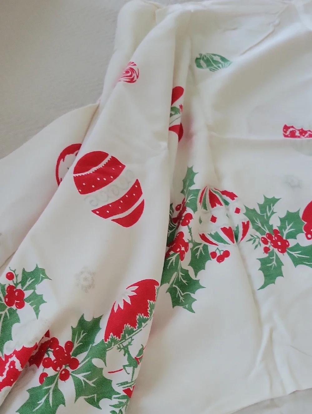 Vintage Christmas Holiday Tablecloth